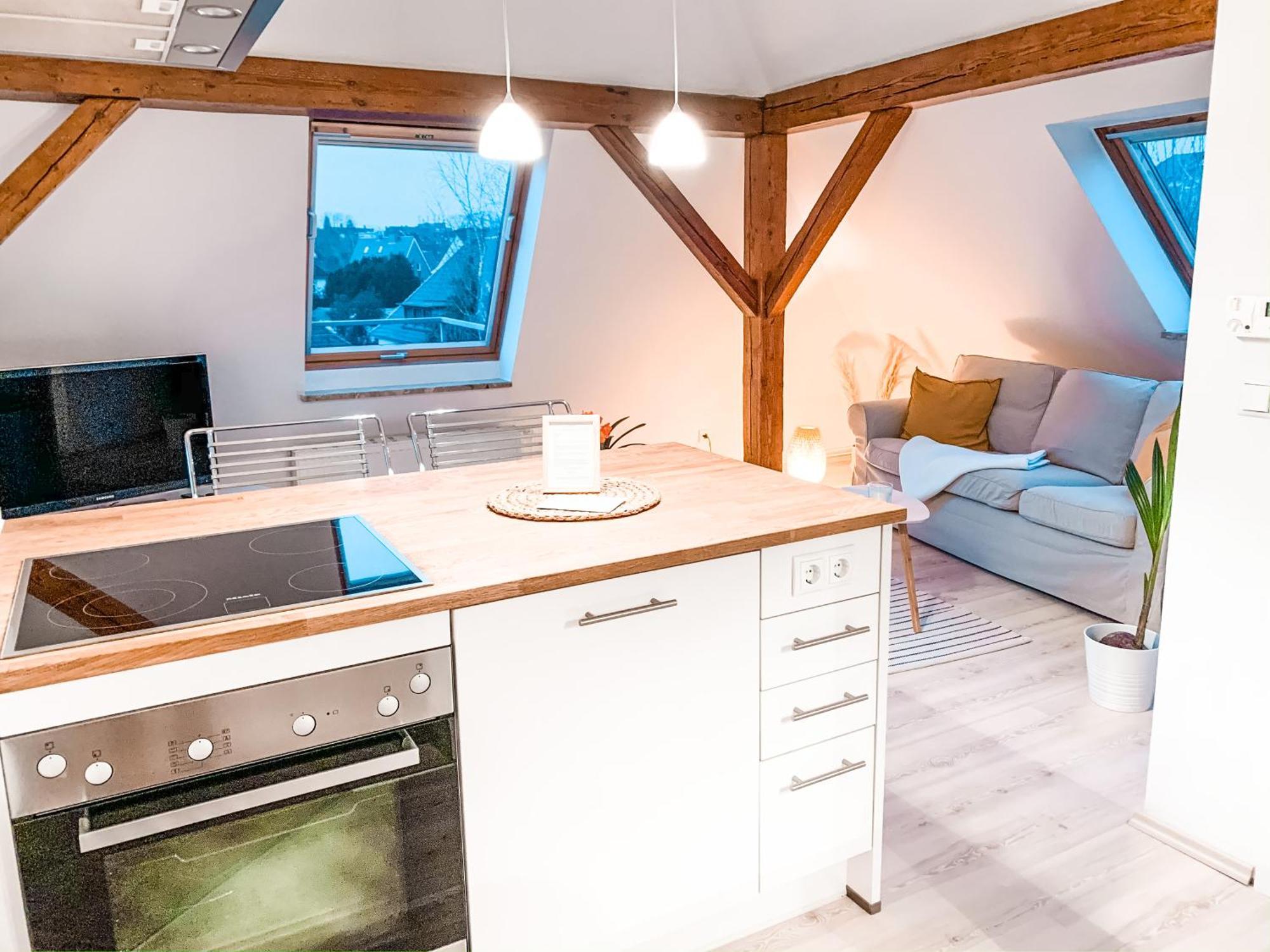Stilvolle Dachgeschosswohnung In Duesternbrook Kiel Dış mekan fotoğraf